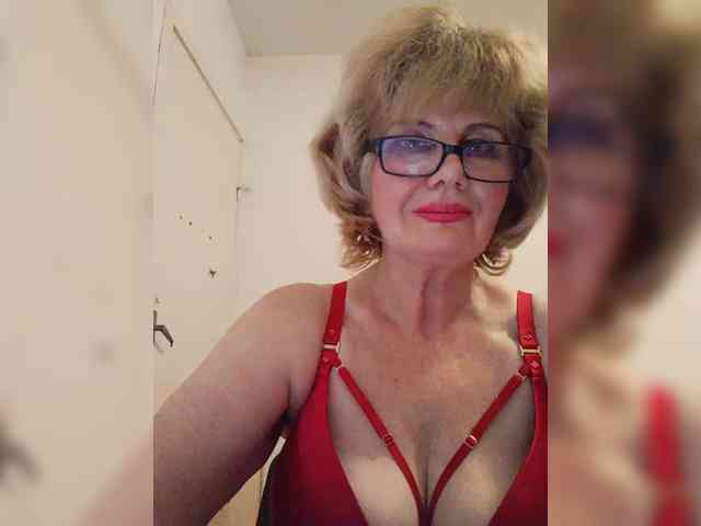 MoonGoddess webcam
