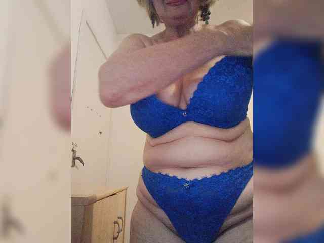 BoloshkaBlonda webcam