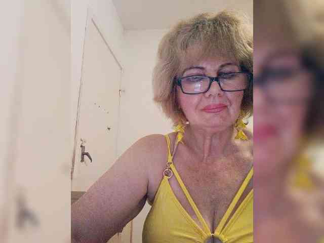BoloshkaBlonda webcam