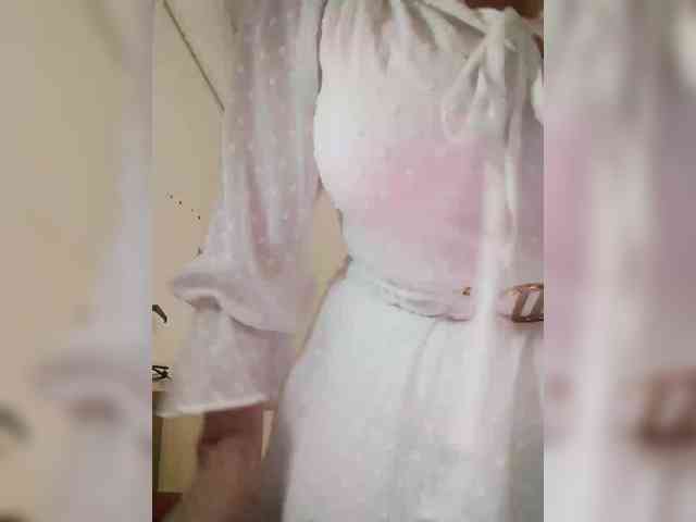 BoloshkaBlonda webcam