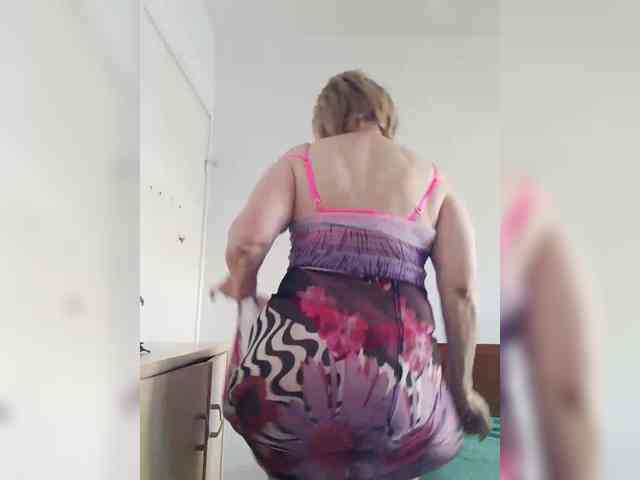 BoloshkaBlonda webcam