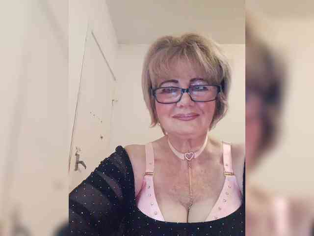 BoloshkaBlonda webcam