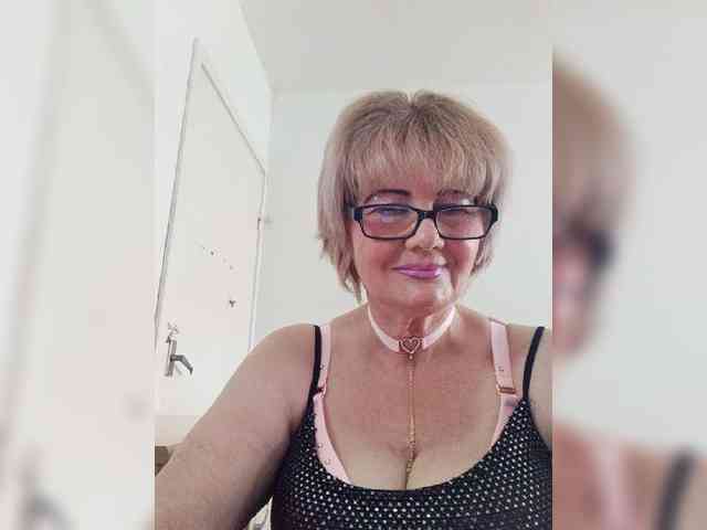 BoloshkaBlonda webcam