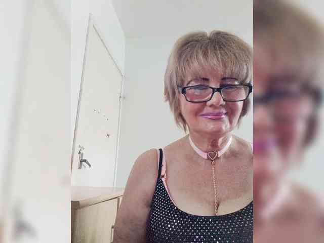 BoloshkaBlonda webcam