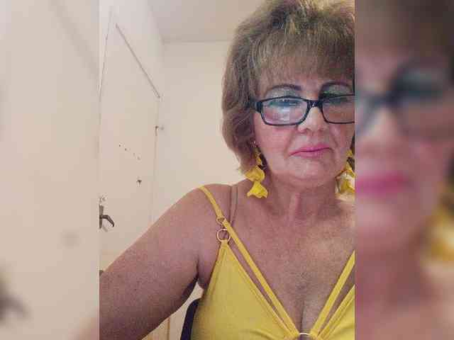 MoonGoddess webcam