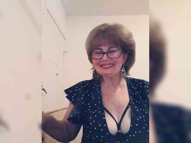 MoonGoddess webcam