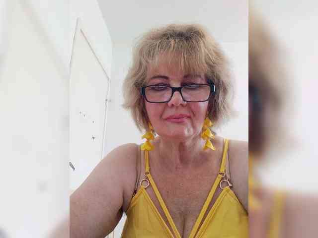 BoloshkaBlonda webcam