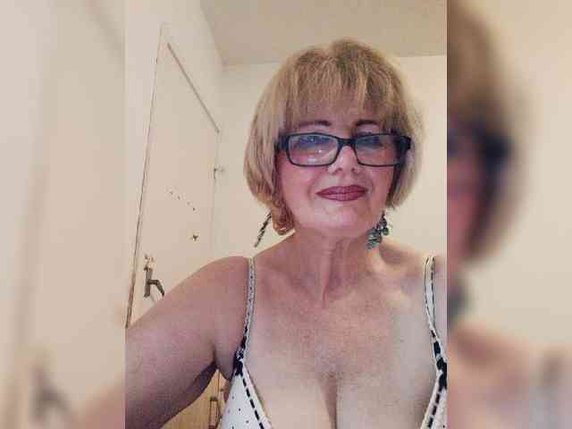 BoloshkaBlonda webcam