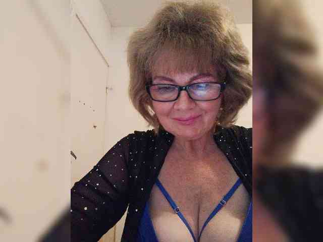 MoonGoddess webcam