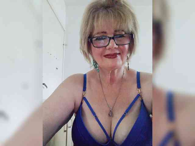 BoloshkaBlonda webcam