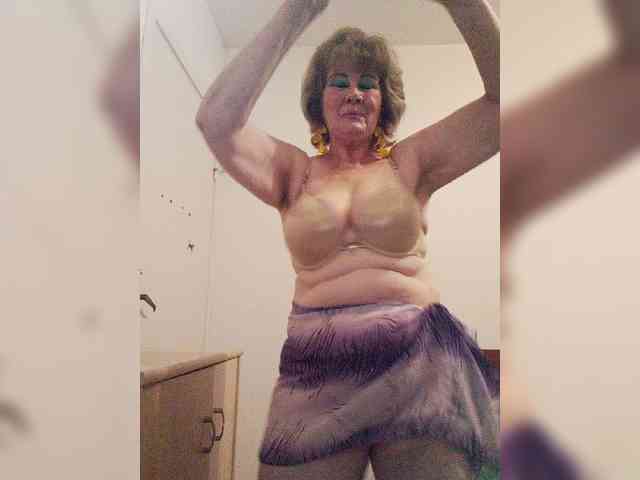 MoonGoddess webcam