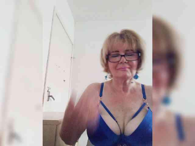BoloshkaBlonda webcam
