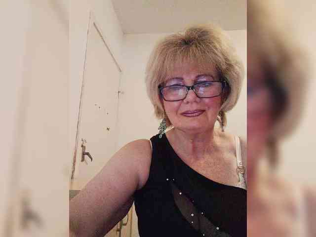 KASANDRABOLOSHKA Sex Cam Show