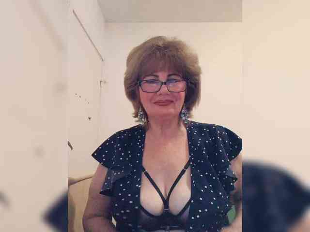 MoonGoddess webcam