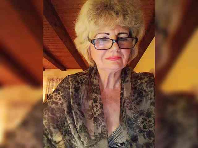 BoloshkaBlonda webcam