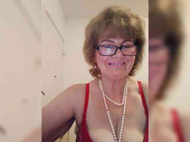 MoonGoddess webcam