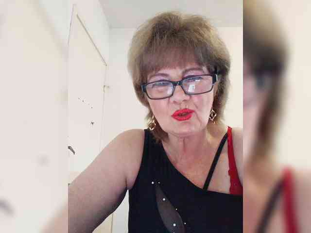 MoonGoddess webcam