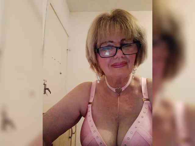 BoloshkaBlonda webcam