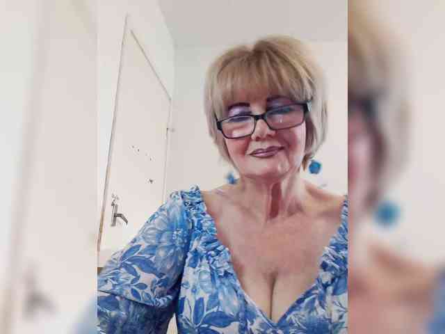 BoloshkaBlonda webcam