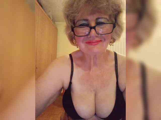 BoloshkaBlonda webcam
