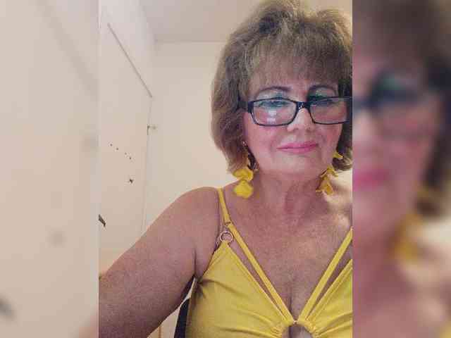MoonGoddess webcam