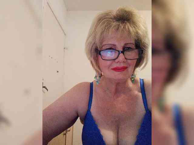 KASANDRABOLOSHKA Sex Cam Show