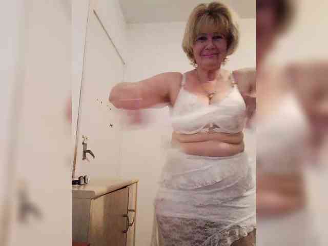 BoloshkaBlonda webcam