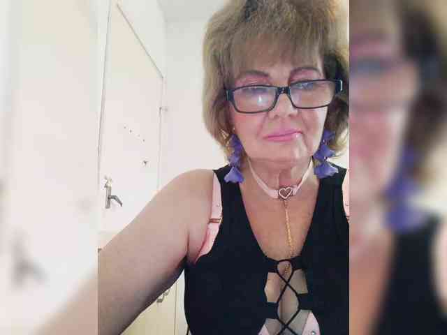 MoonGoddess webcam