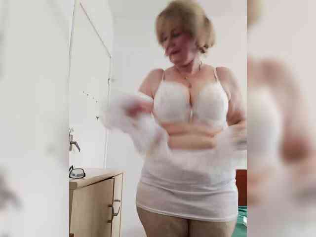 BoloshkaBlonda webcam