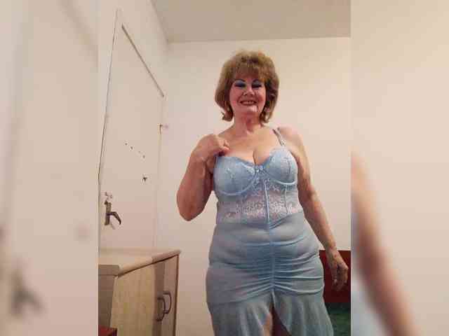 MoonGoddess webcam