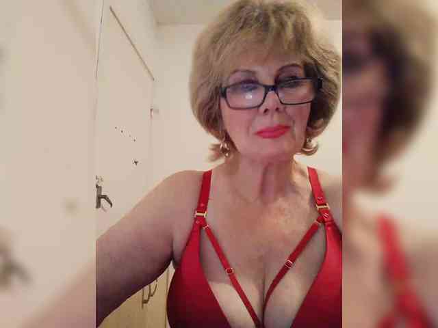 MoonGoddess webcam