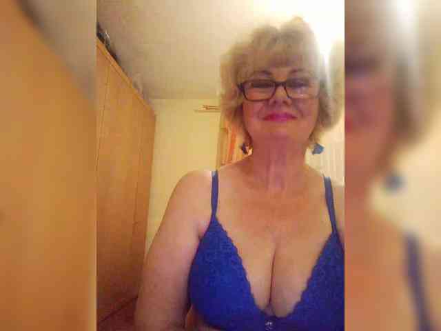 BoloshkaBlonda webcam