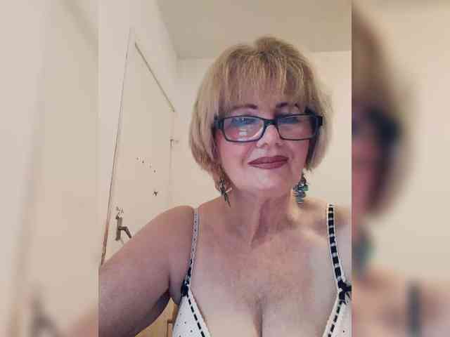 BoloshkaBlonda webcam