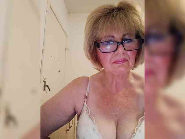 BoloshkaBlonda webcam