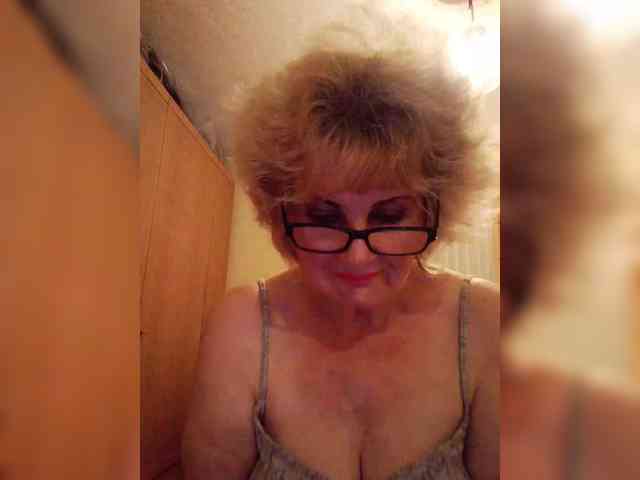 BoloshkaBlonda webcam