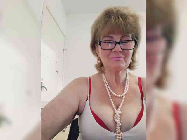 MoonGoddess webcam