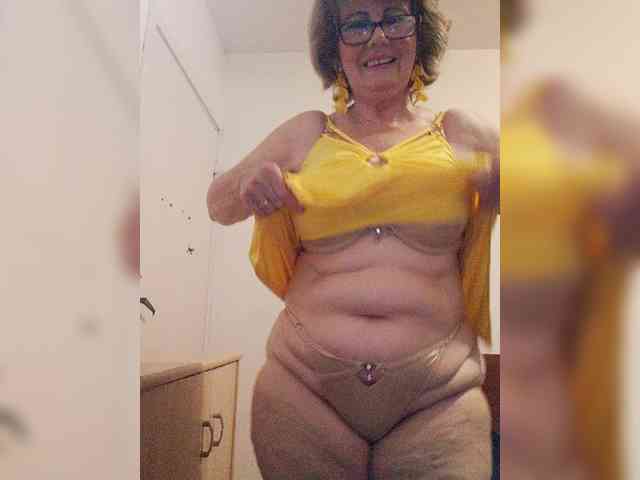 MoonGoddess webcam