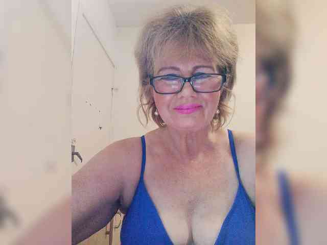 BoloshkaBlonda webcam