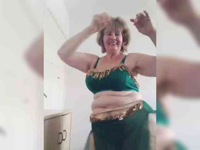MoonGoddess webcam