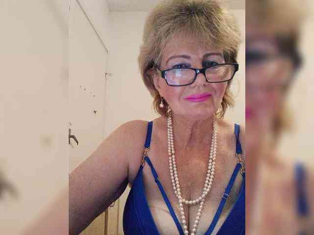 BoloshkaBlonda webcam
