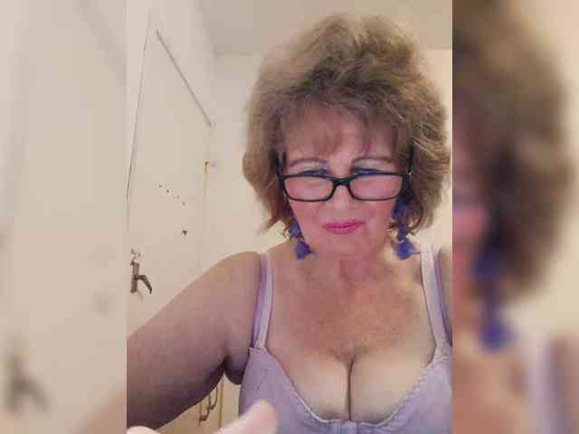 MoonGoddess webcam