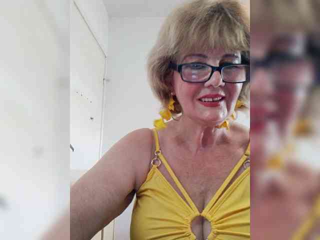 BoloshkaBlonda webcam