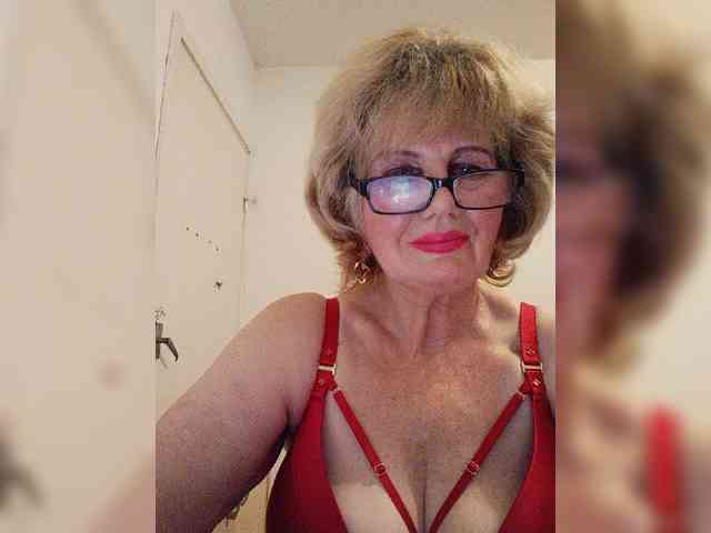 MoonGoddess webcam