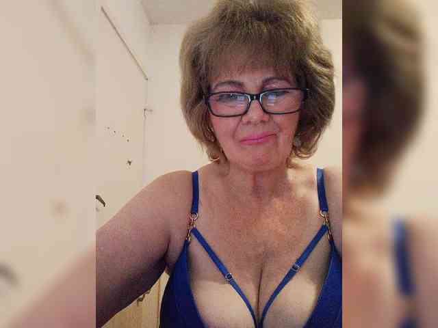 MoonGoddess webcam