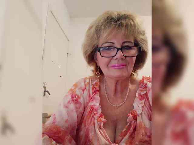 MoonGoddess webcam