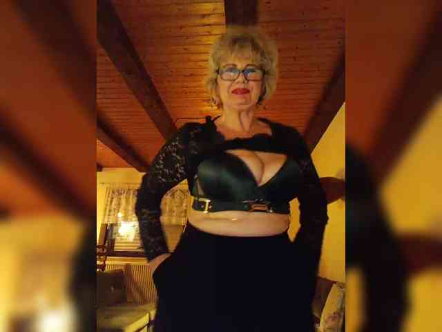 BoloshkaBlonda webcam