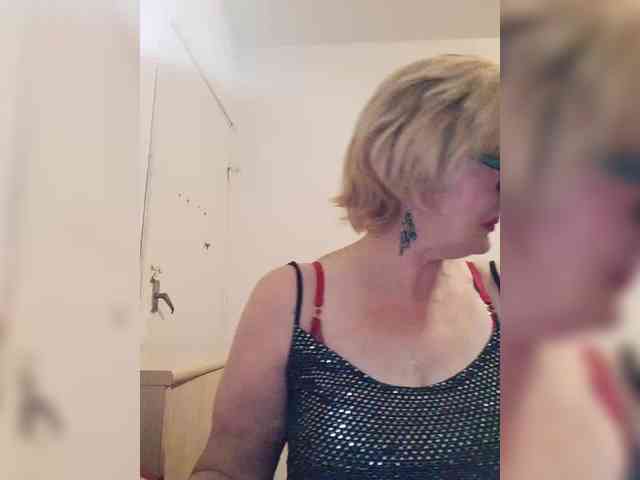 BoloshkaBlonda webcam