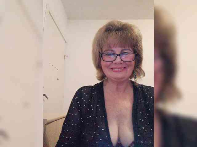 MoonGoddess webcam