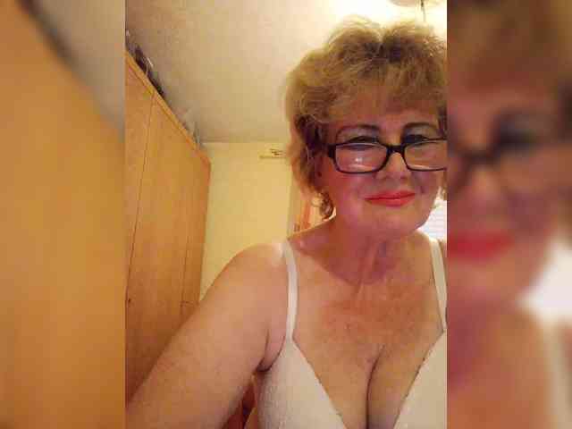 BoloshkaBlonda webcam