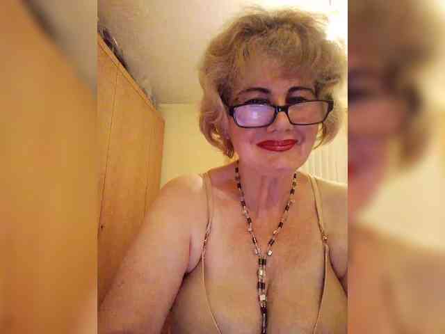 BoloshkaBlonda webcam